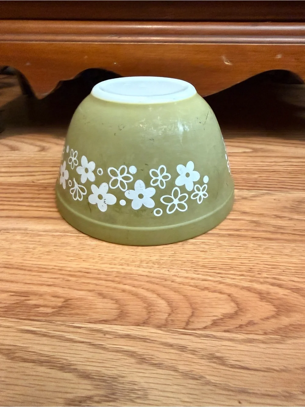 Vintage Crazy Daisy Pyrex #401 1.5 pint Nesting Mixing Bowl